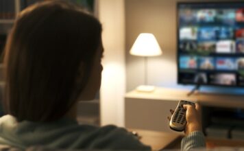 What are the Features of an Istar A9000 Plus Receiver Box? Istar A9000